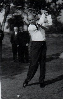 1963 Aufschlag zur Einweihung